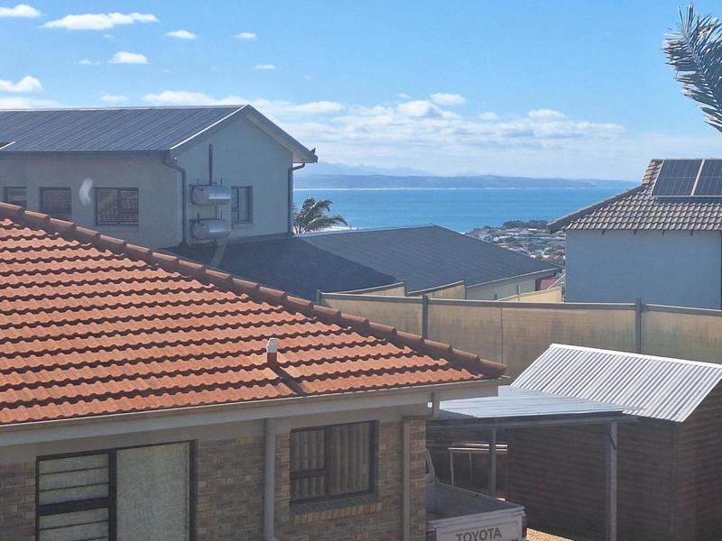 4 Bedroom Property for Sale in Hartenbos Heuwels Western Cape